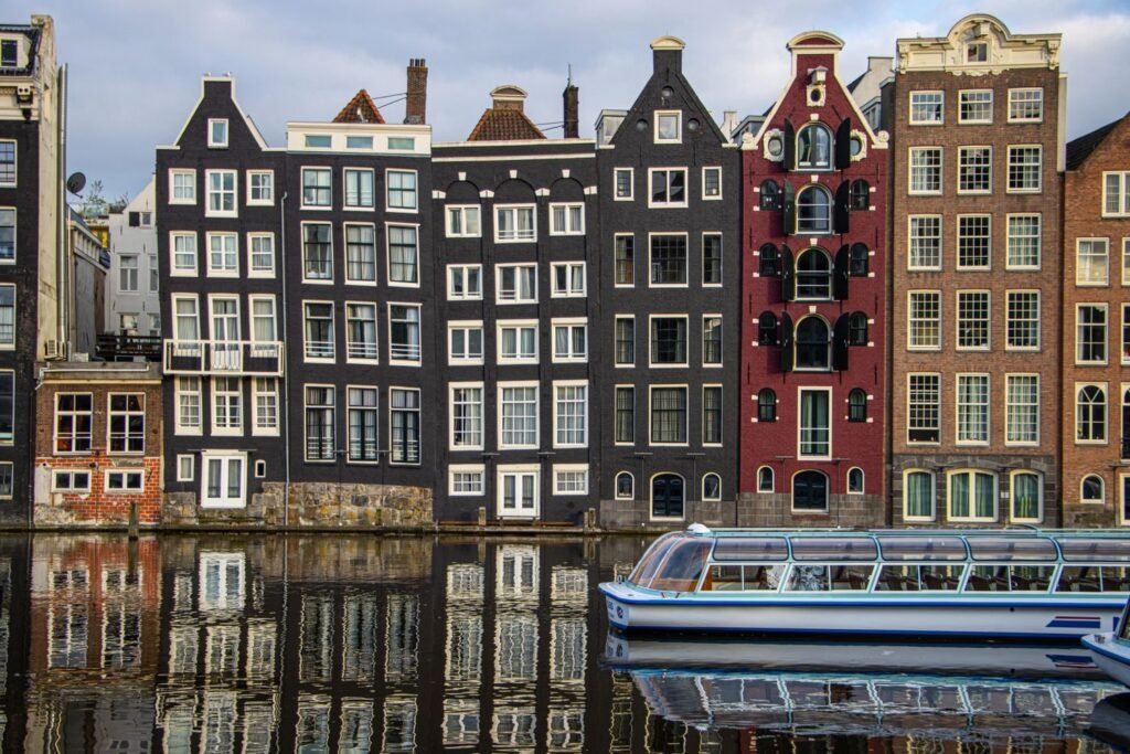 Alkmaar als vestingstad, de geschiedenis in het straatbeeld