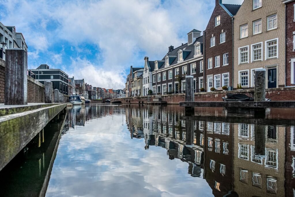 Wonen in De Rijp, Graft en de Schermer, dorps binnen de gemeente Alkmaar